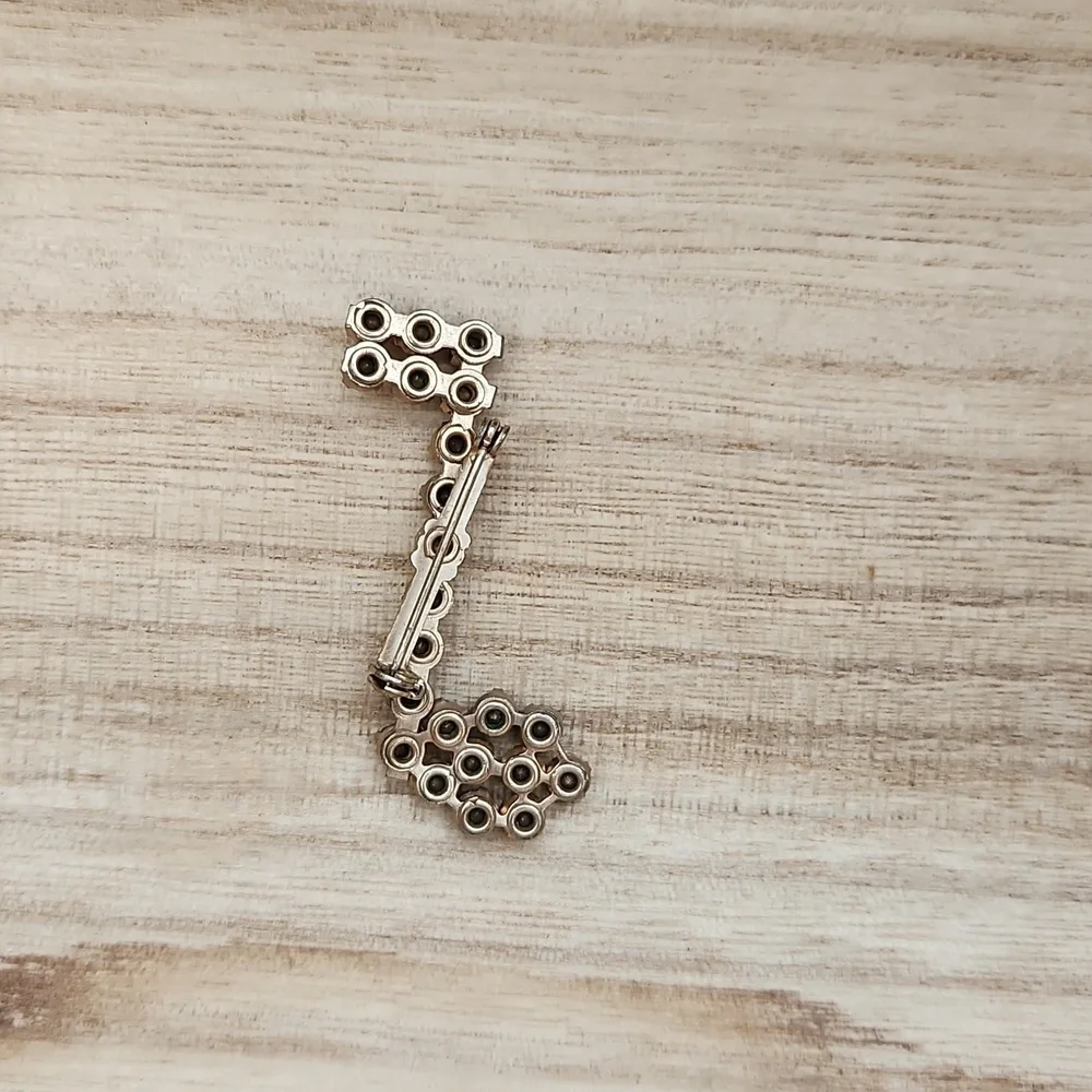 Eight Note Vintage Rhinestone Brooch - Picture 2 of 2
